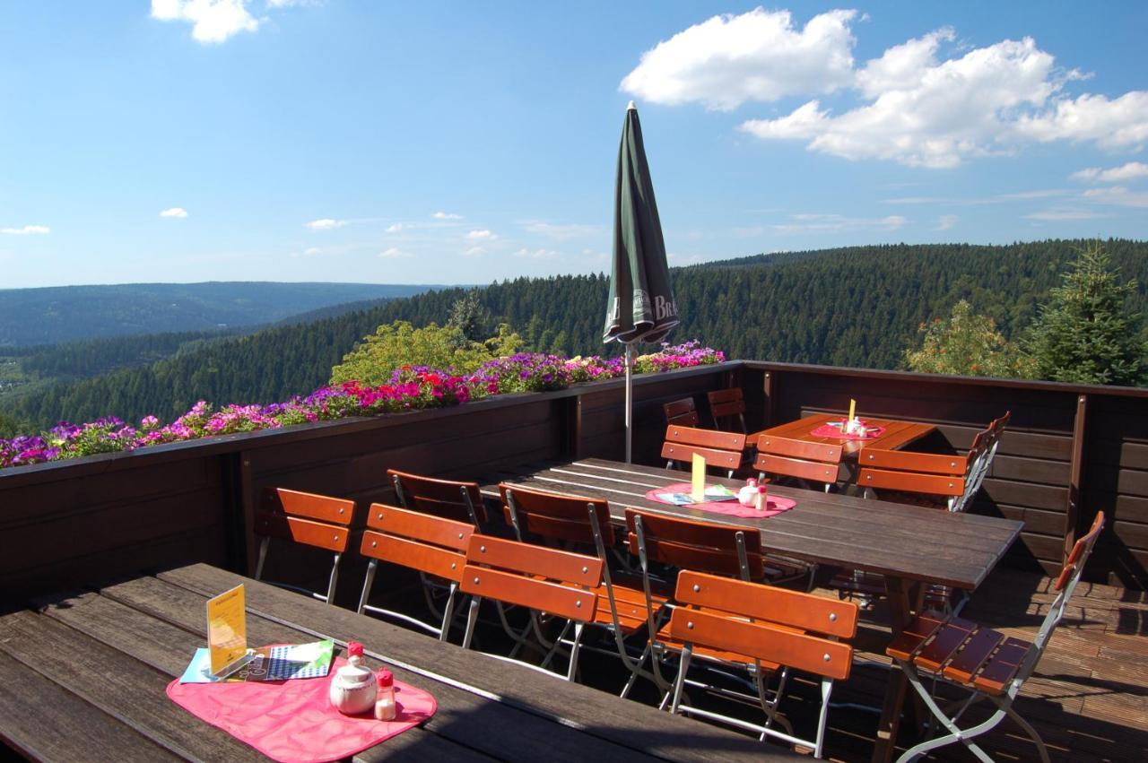 Berggasthaus & Pension Schoene Aussicht คลินเงนธาล ภายนอก รูปภาพ